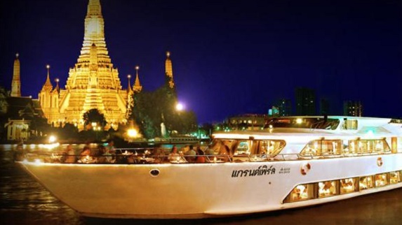 泰國大珍珠號自助晚餐+夜遊湄南河（Grand Pearl Cruises）